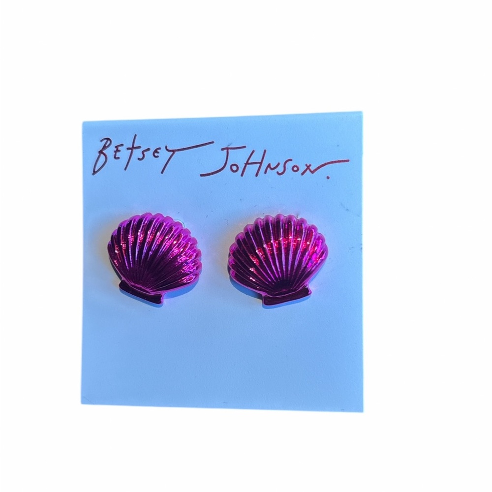 Betsey Johnson Fuchsia Shell Earrings